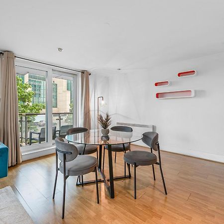 Riverside Balcony Apartments, 10 Minutes From Oxford Circus London Exterior photo