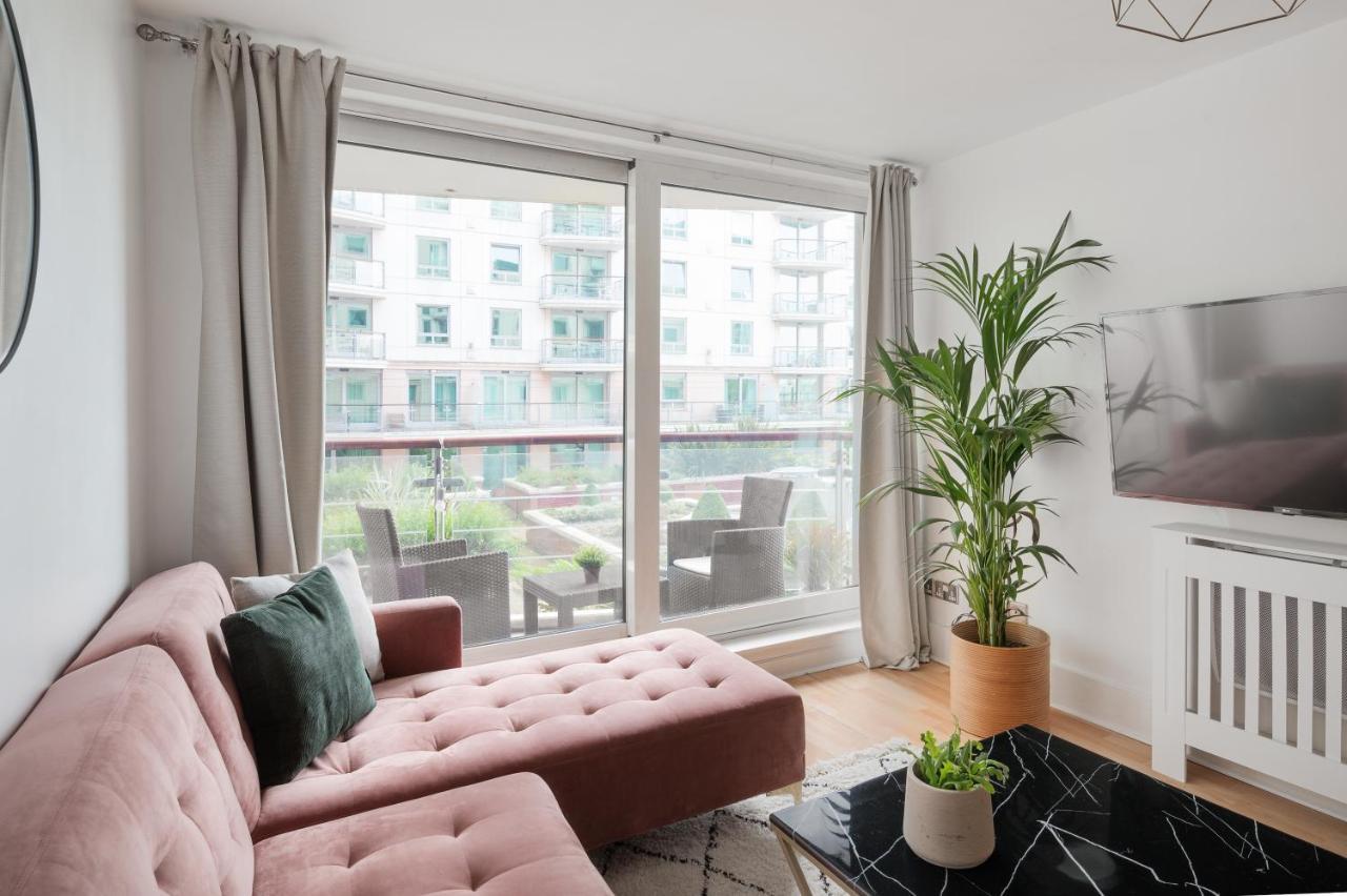 Riverside Balcony Apartments, 10 Minutes From Oxford Circus London Exterior photo