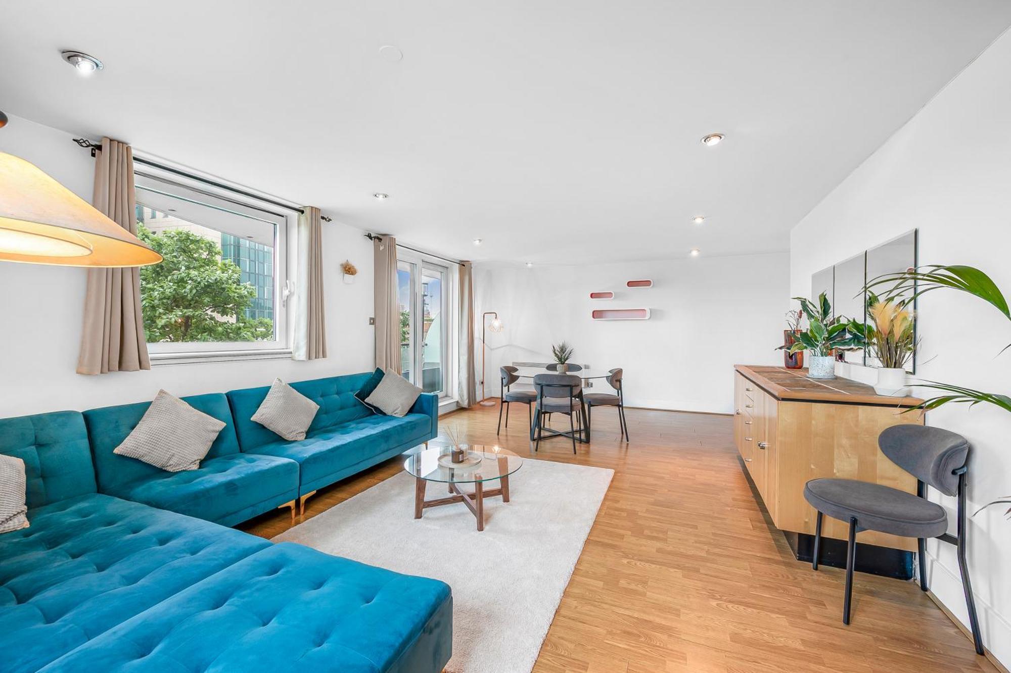 Riverside Balcony Apartments, 10 Minutes From Oxford Circus London Exterior photo